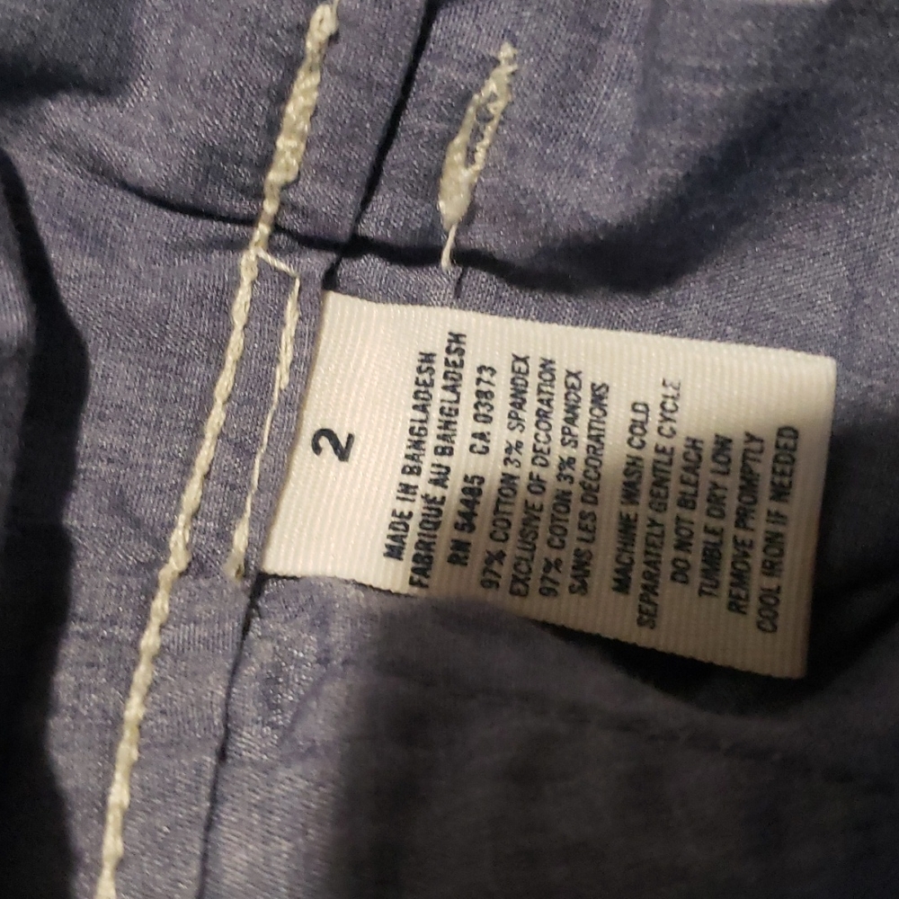 American Eagle Khaki Shorts - Picture 7 of 9